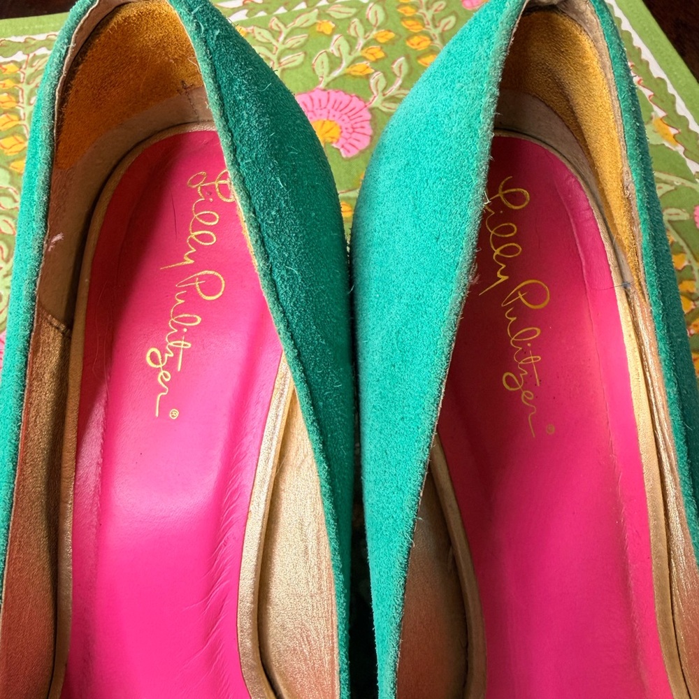 Lilly Pulitzer Resort Chic Jewel Green Suede Wedge Peep Toe 9 - Picture 3 of 6